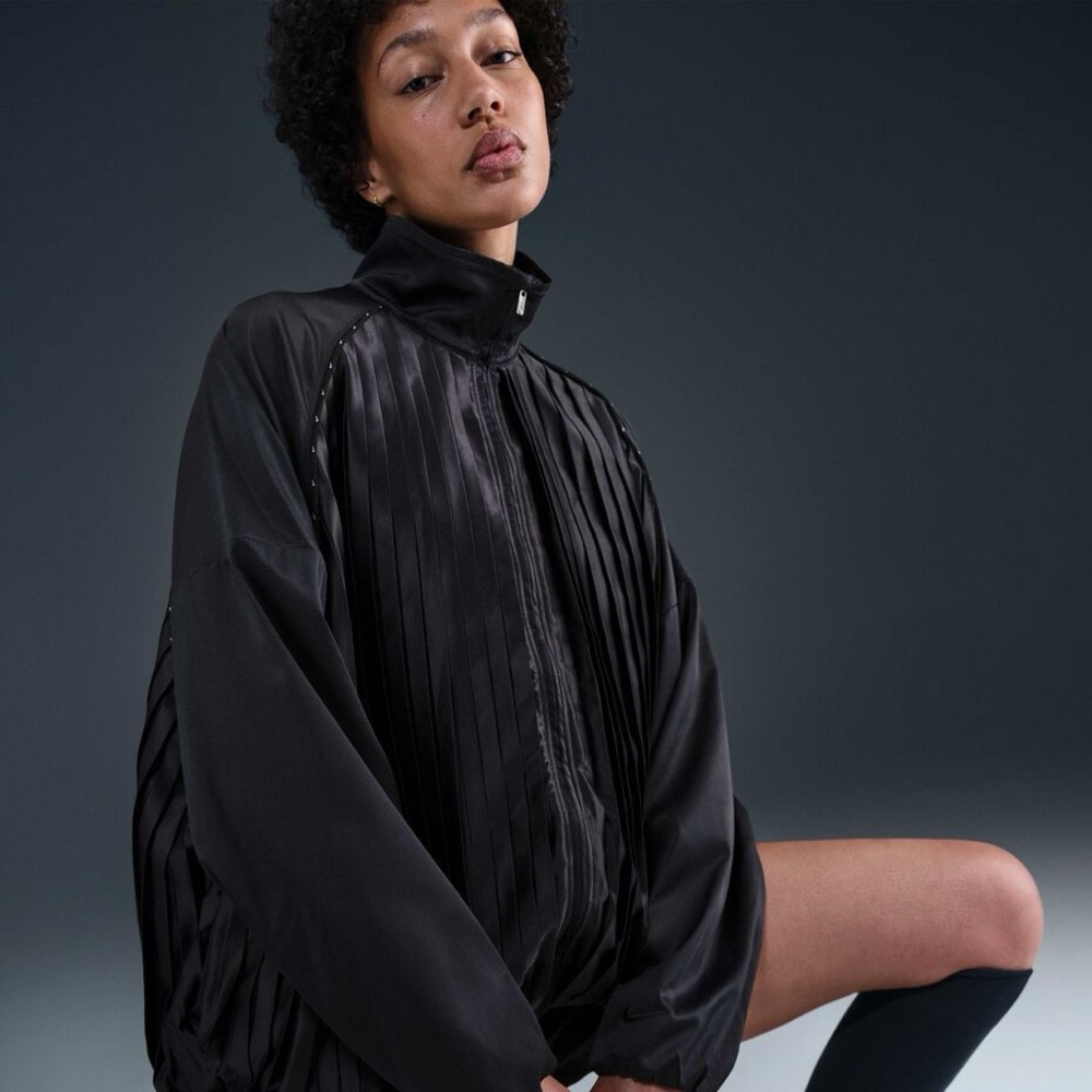Nike Sportswear Jacket Womens XL Tall Black Pleated Satin Collection Track